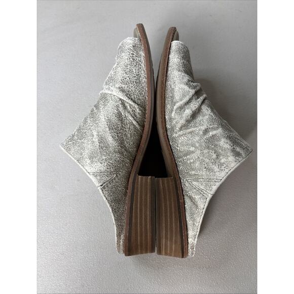 Sofft Womens Netta Leather Slide Sandals 7 Gold Metallic Distressed Slip On - Picture 7 of 8